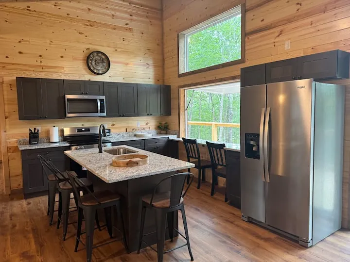 Lakeview Hideaway photo 2